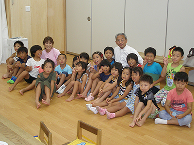 職員や在園児とのふれあい